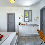 Ammos Serifos Πανσιόν