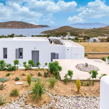 Ammos Serifos Λιβάδι