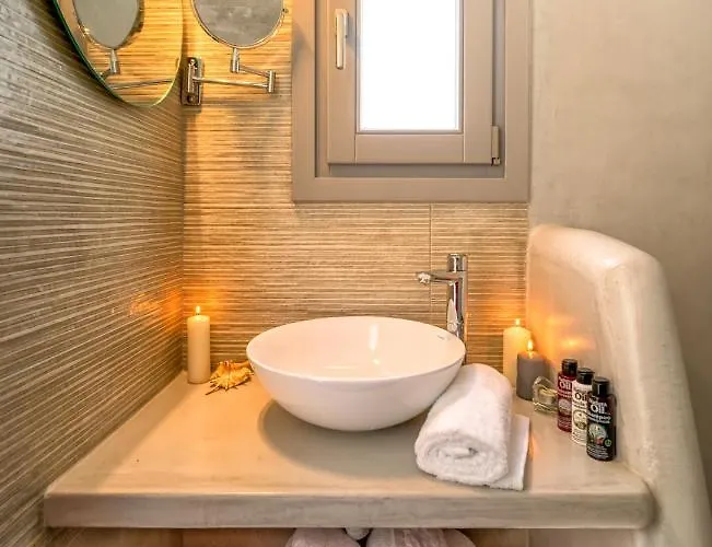 Ammos Serifos Ливадион